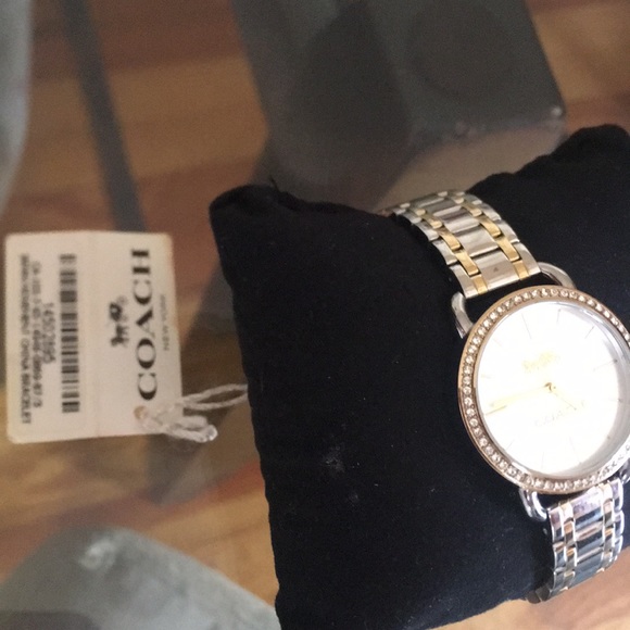 Coach watch - Picture 3 of 6